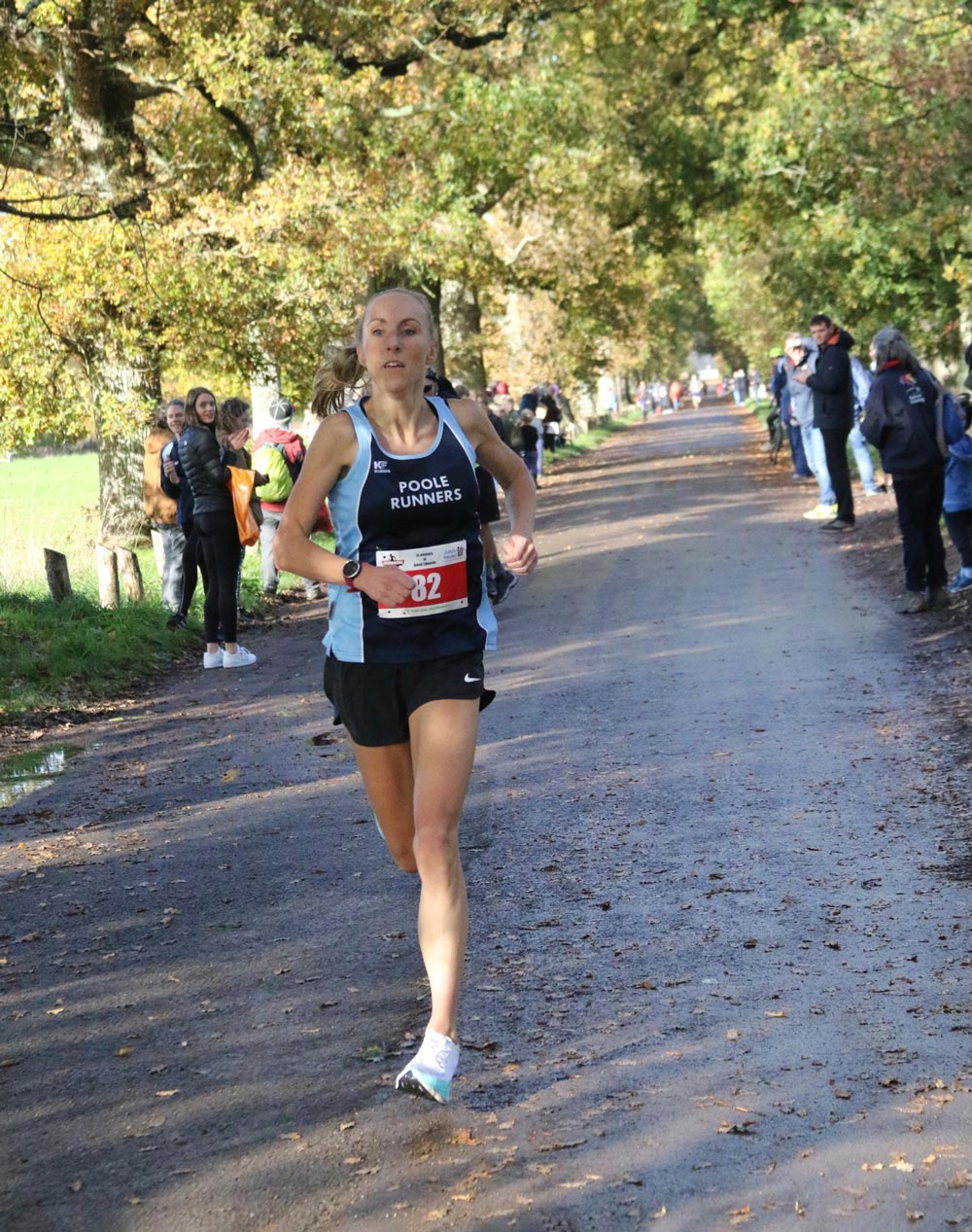 women’s race winner Vicky Ingham of Poole Runners
