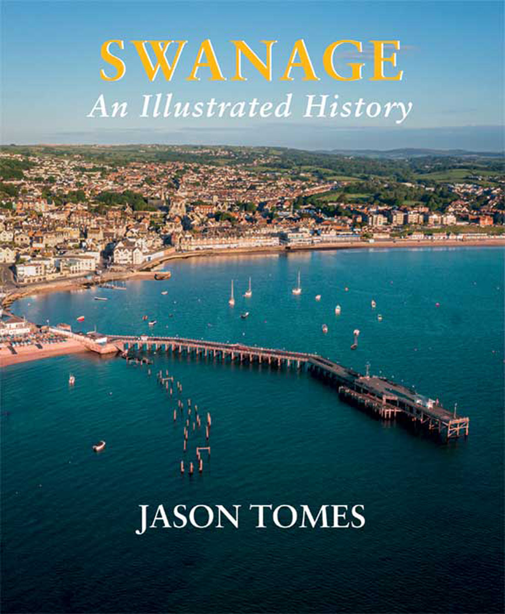 An Illustrated History - Jason Tomes