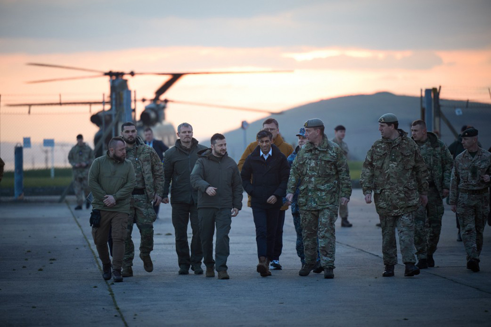 President Volodymyr Zelensky visits Dorset with PM Rishi Sunak